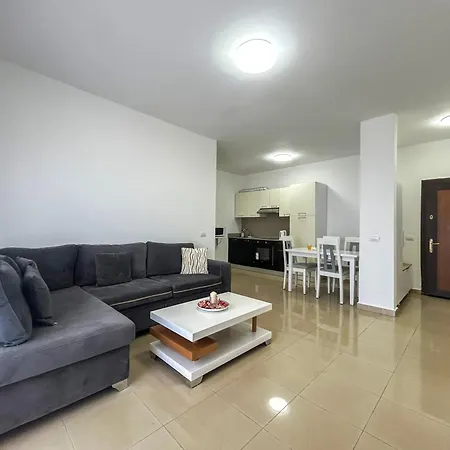 Palm Coast Haven B14 * Durrës